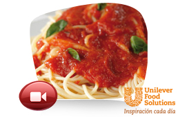¡Descubre cómo preparar una increíble salsa de tomate en 5 minutos! ¡y la reacción de los chefs que ya la han probado!