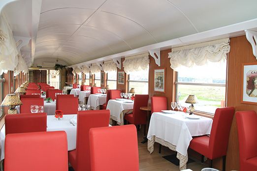 ¡¡ Todos al tren !! Un vagón restaurado se convierte en un original restaurante