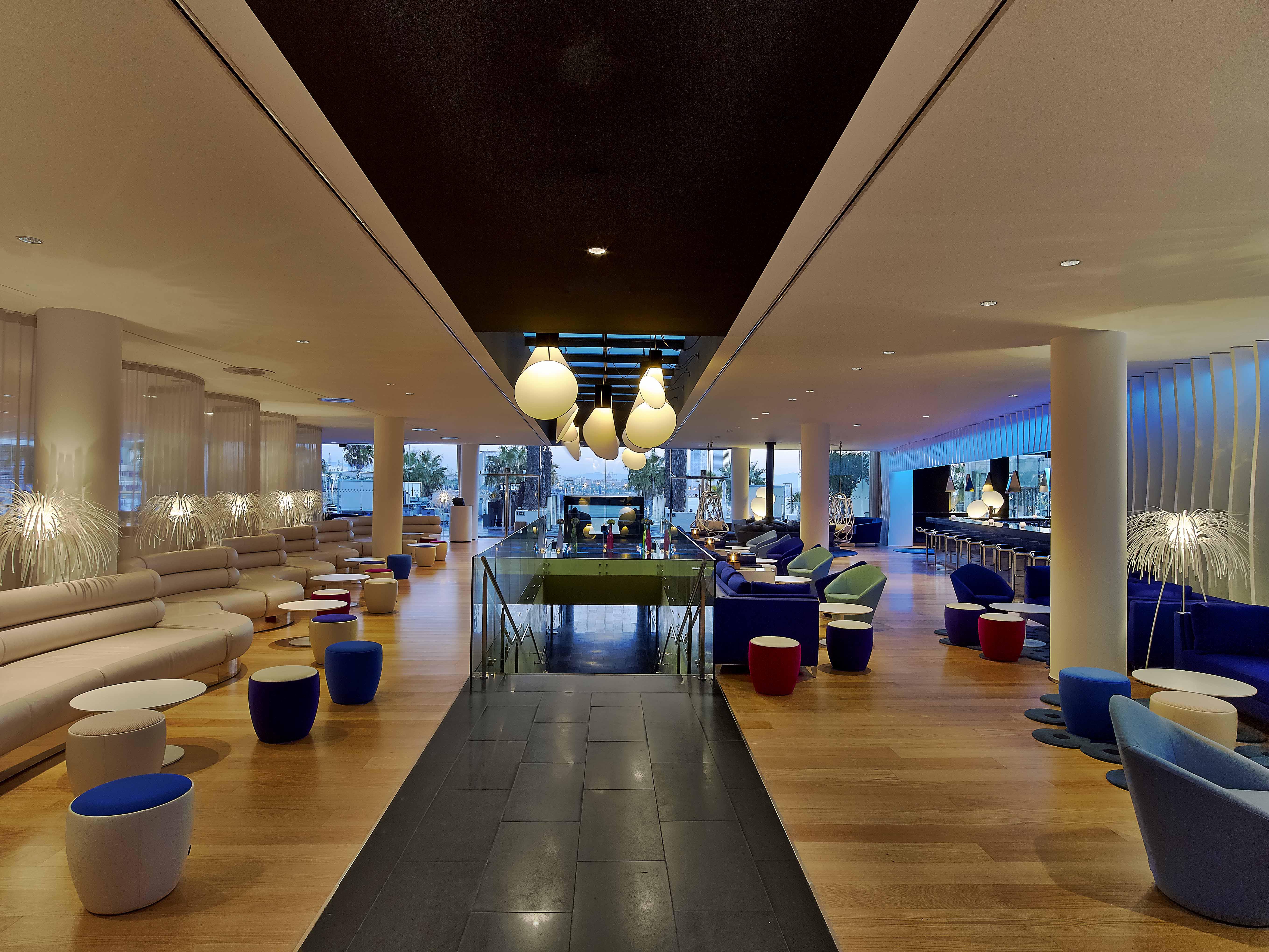 W Lounge