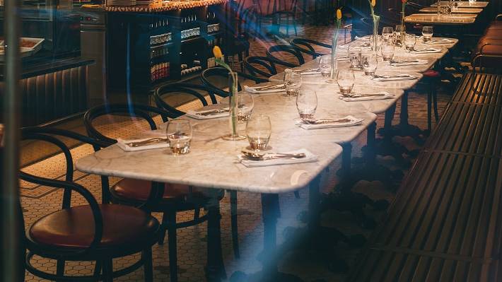 La hostelería del ‘savoir faire’: Desde el camarero sobresaliente a la cocina delicatessen