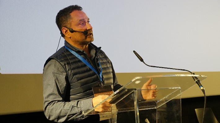 Enrique Tomás: “O le pagamos 1.500 euros a nuestros trabajadores o vamos a tener graves problemas”