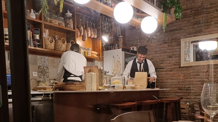 El garaje de 18 m2 que entró en la guía Michelín 2023
