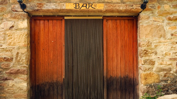 Los bares rurales: el último refugio en la España vaciada