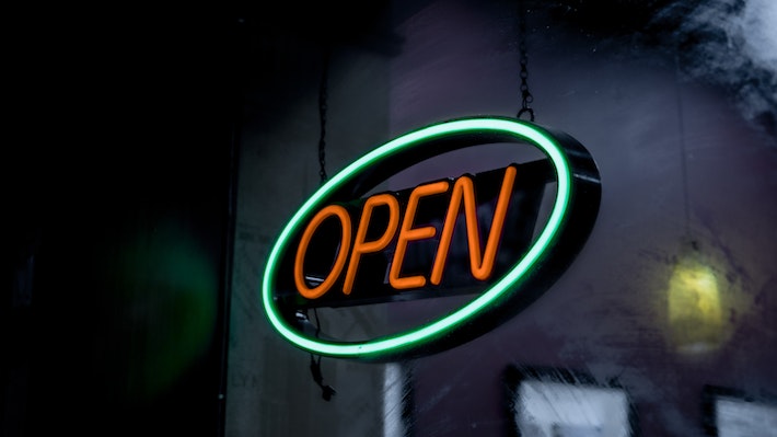 ¿Por qué algunos restaurantes se llenan y otros no?